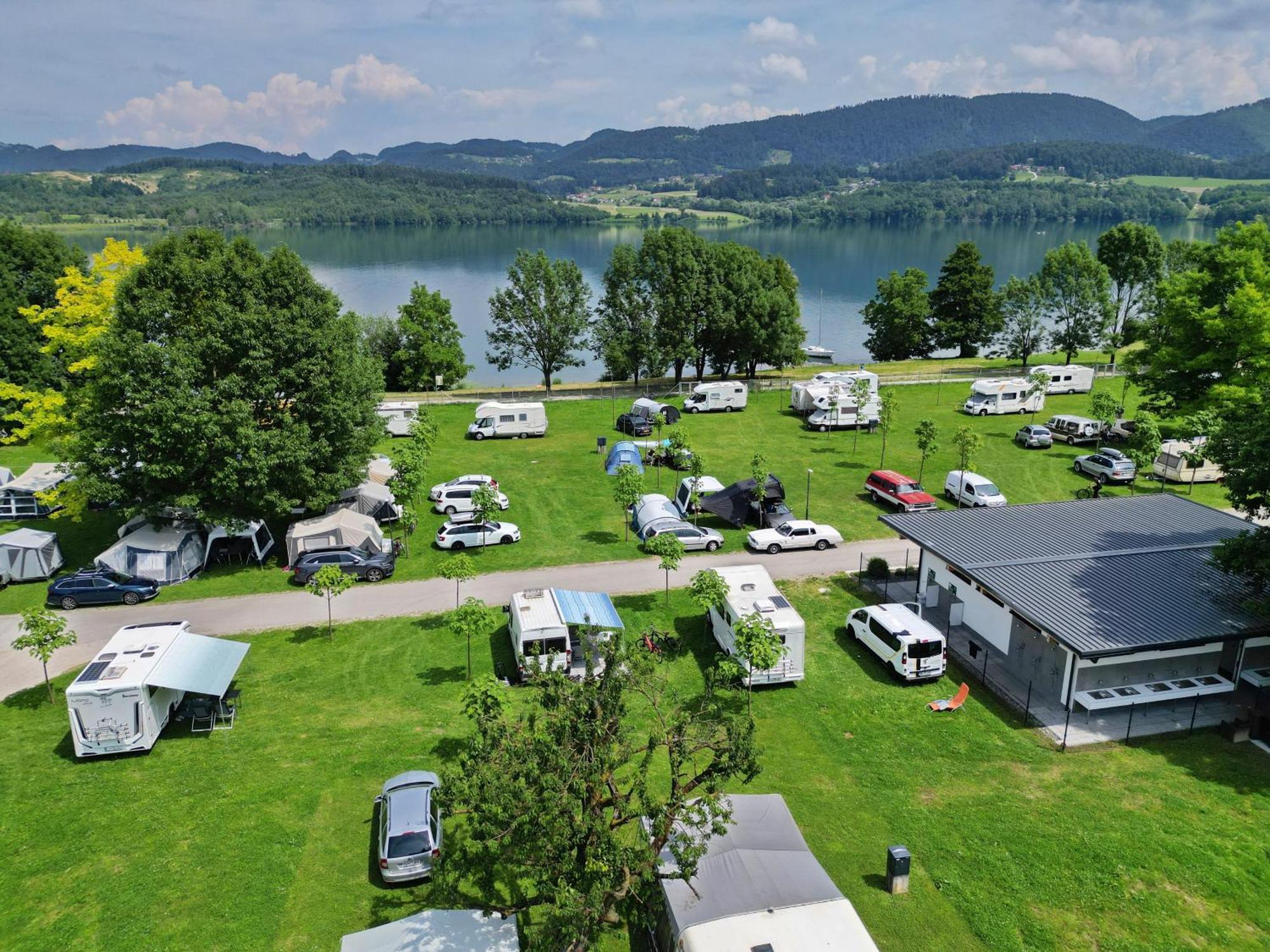 Camp Velenje Hotel Exterior foto